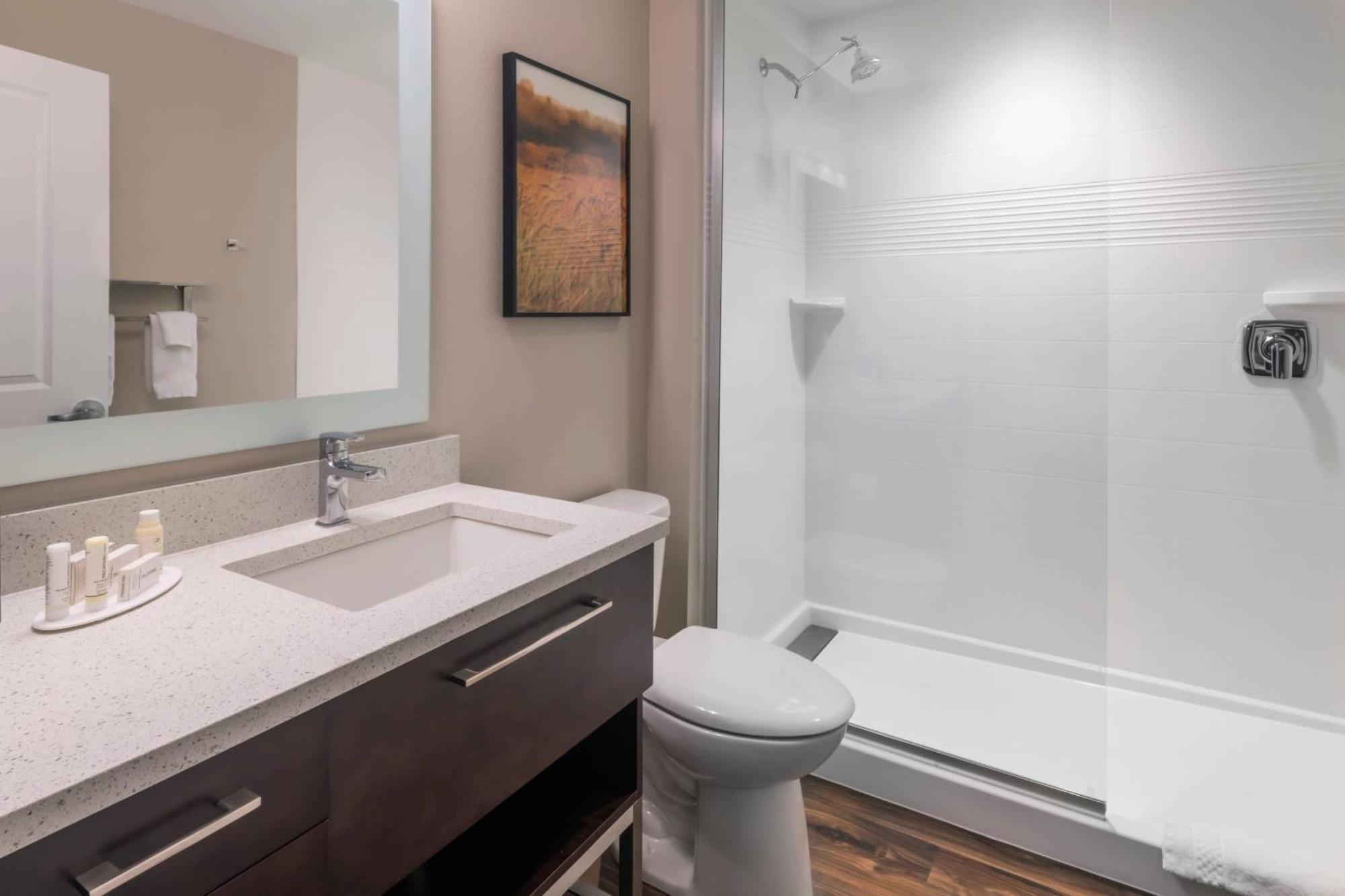 Towneplace Suites By Marriott Hays Exterior foto